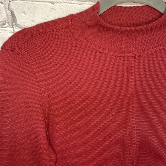 NWT We The Free Gorgeous Cuff Thermal Top - Wild Garnet Combo - Size Small - Picture 8 of 17